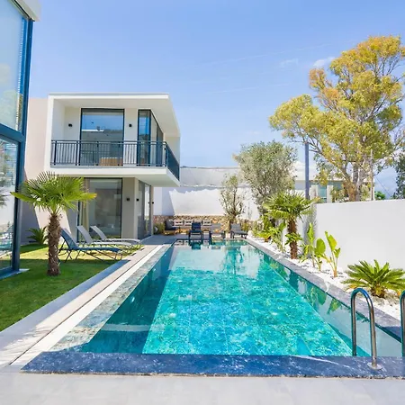 Lux W Jacuzzi Priv Pool - Wac *